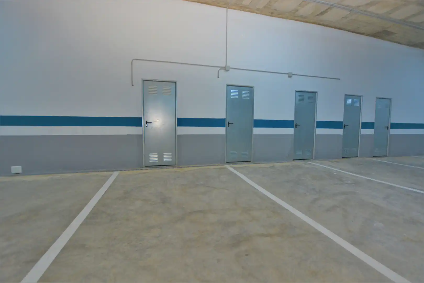 Garage for rent in Espartinas