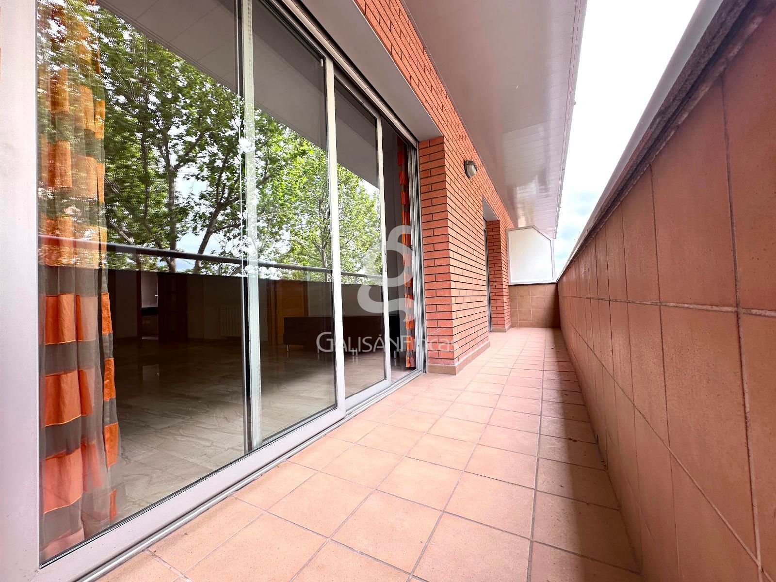 Piso en venta en Ferrocarrils Catalans, Riera, Cornellà de Llobregat
