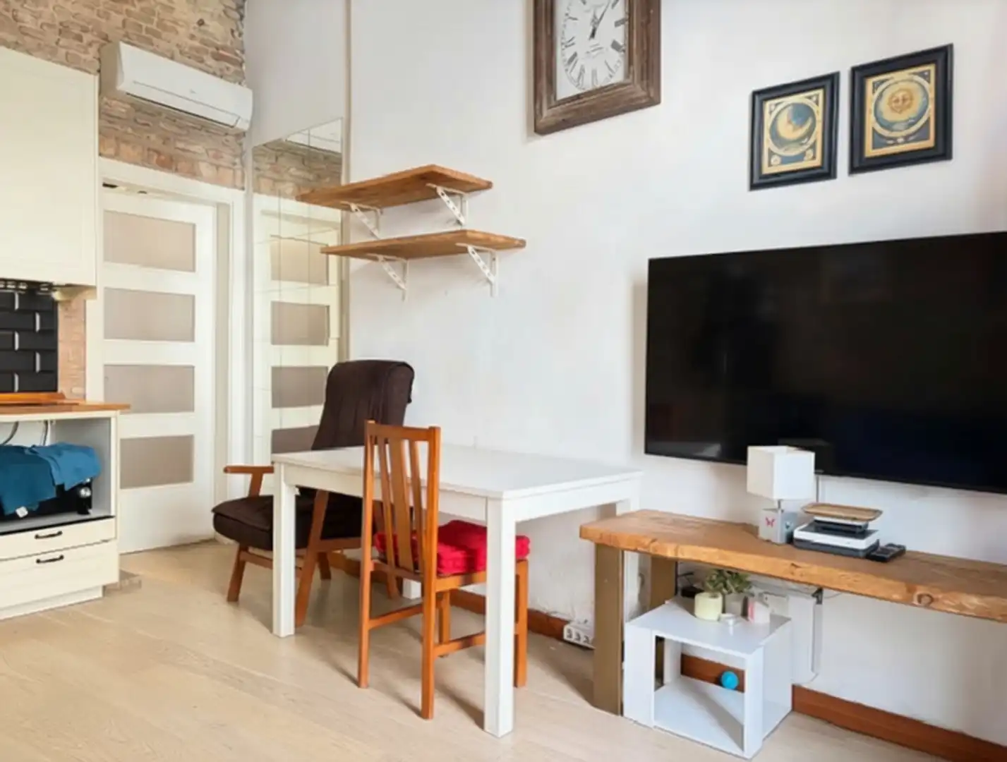 Sala de estar de Piso en venta en Barcelona con Aire acondicionado, Calefacción y Amueblado