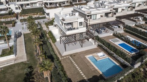 Foto 4 de Casa o xalet en venda a Urbanización Playa Bella, Guadalmansa, Estepona