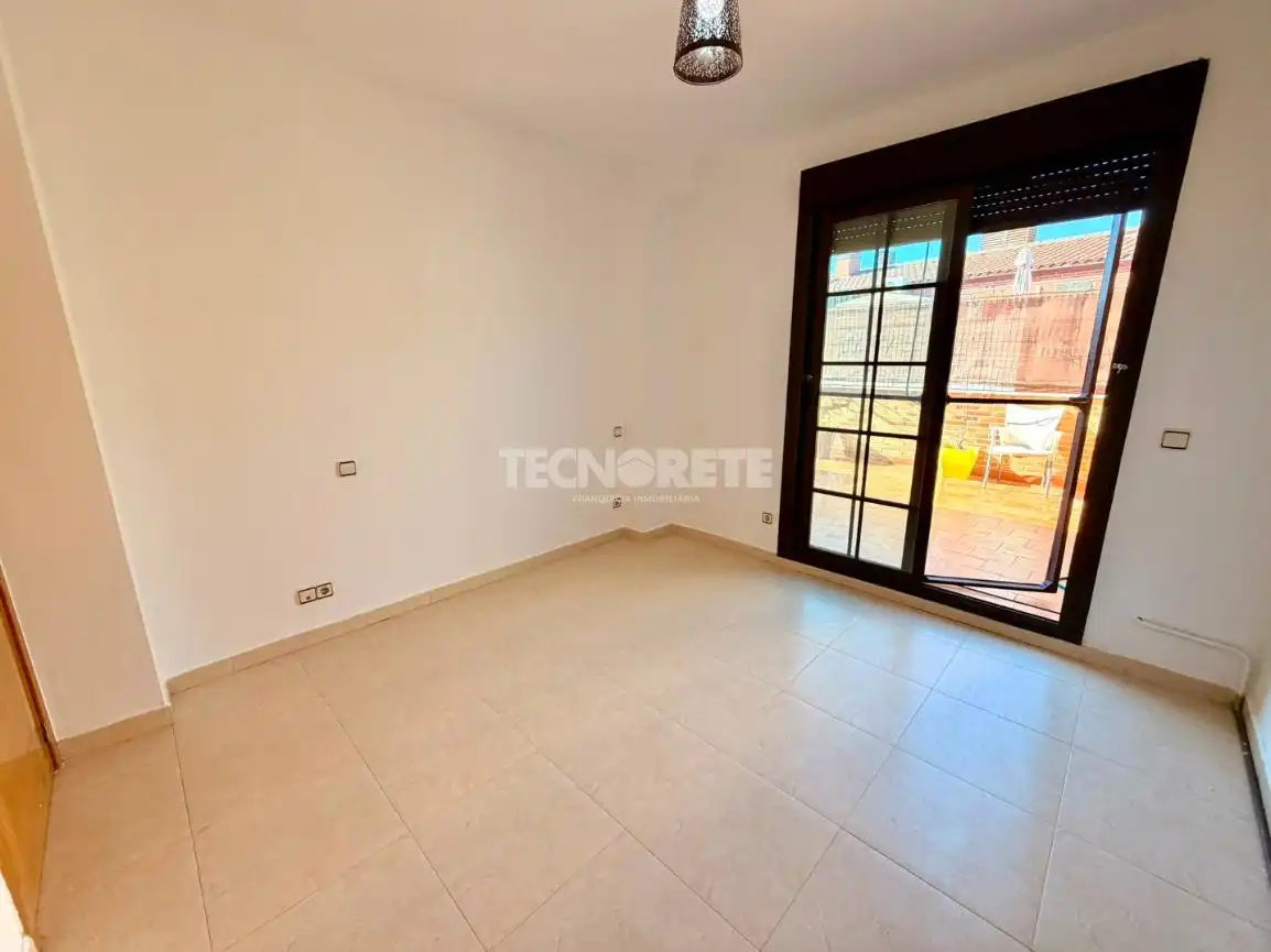 Habitación de Piso en venta en Yuncos con Aire acondicionado, Terraza y Trastero