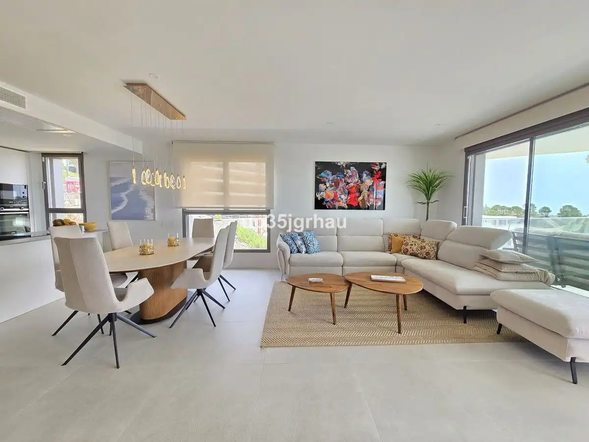Apartament amb piscina en venda a Selwo, imagen 4