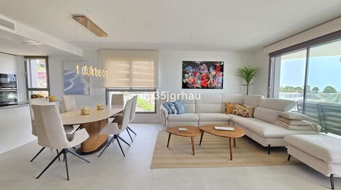Foto 4 de Apartamento en venta en La Concha - Resina Golf, Estepona