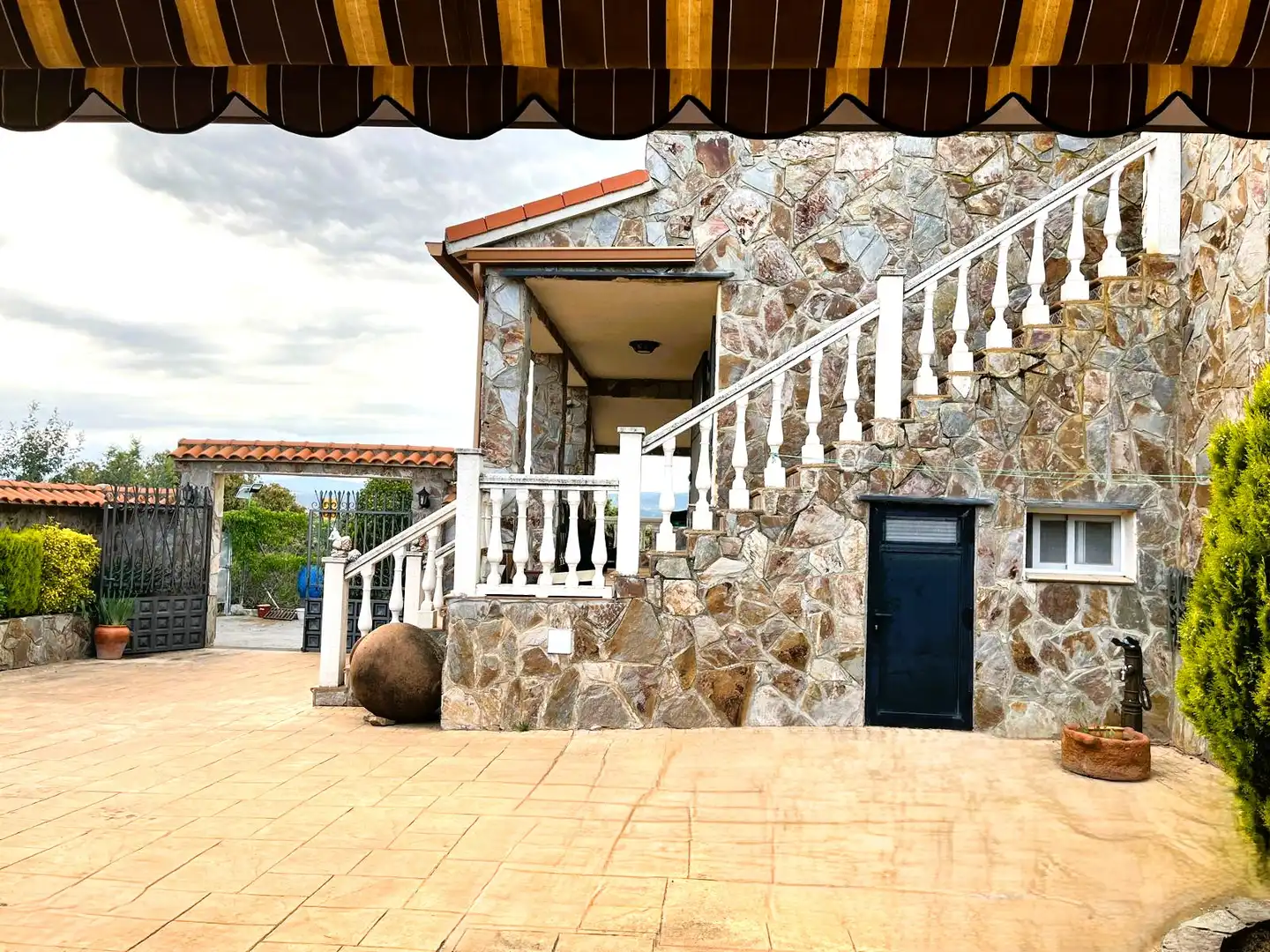 Finca rústica en venta en Santa Cruz del Retamar pueblo