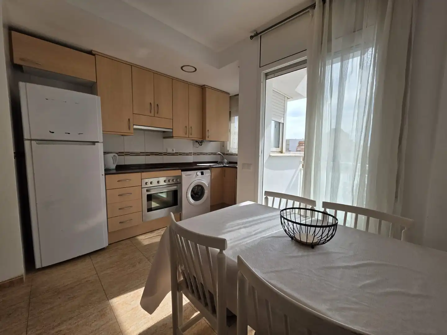 Mini appartamento con terrazza in vendita a Carrer del 12 d'Octubre, imagen 2