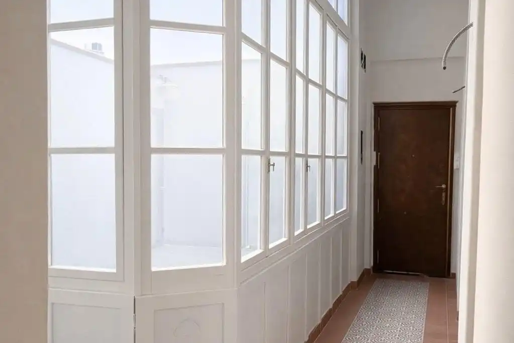 Wohnung zum Verkauf in Cádiz mit Balkon