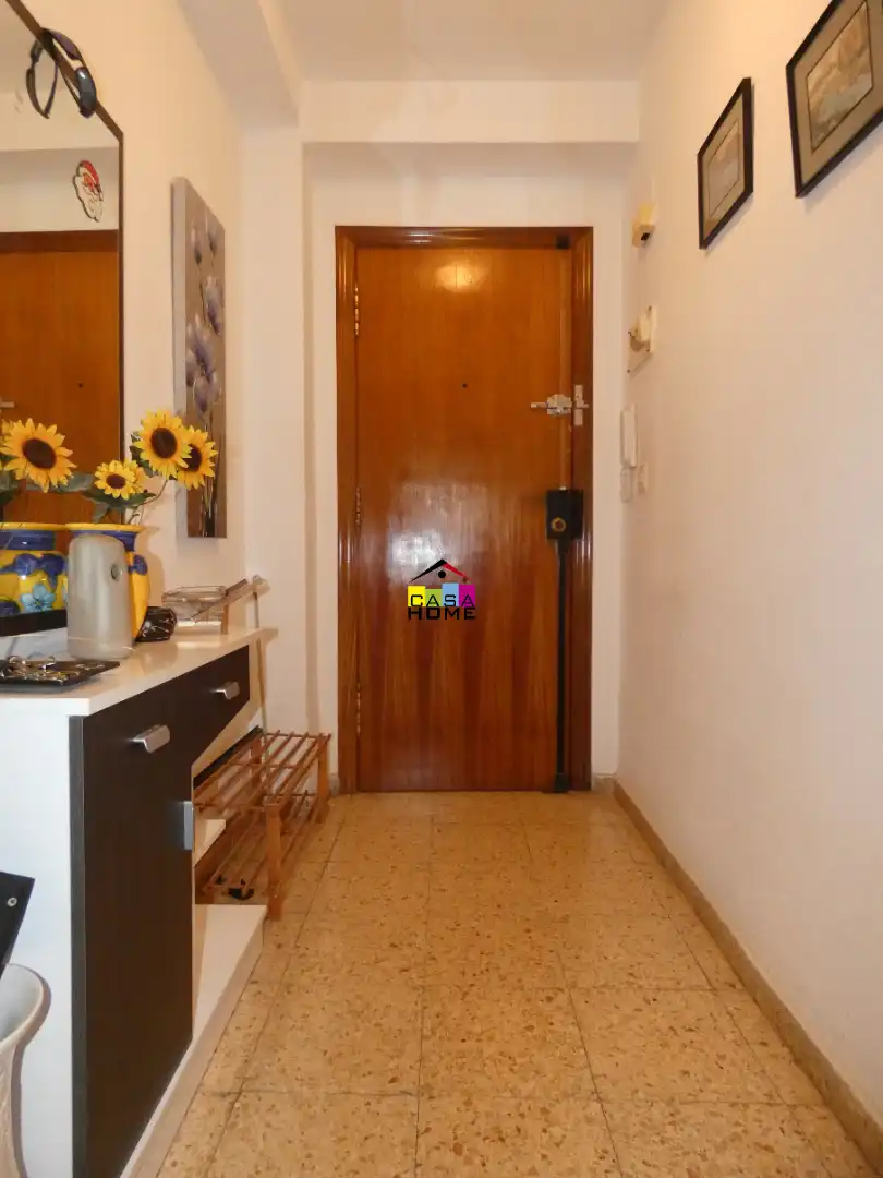 Piso en venta en Castellón de la Plana / Castelló de la Plana con Amueblado y Balcón