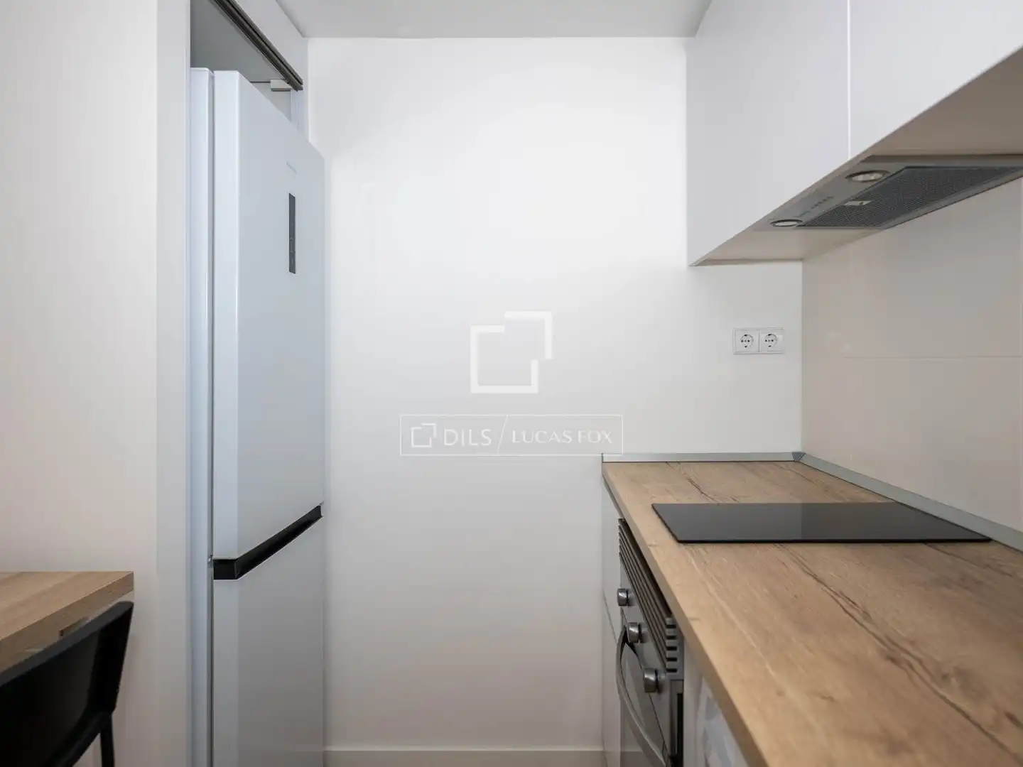 Küche von Wohnung zur Miete in San Sebastián de los Reyes mit Klimaanlage, Heizung und Schwimmbad