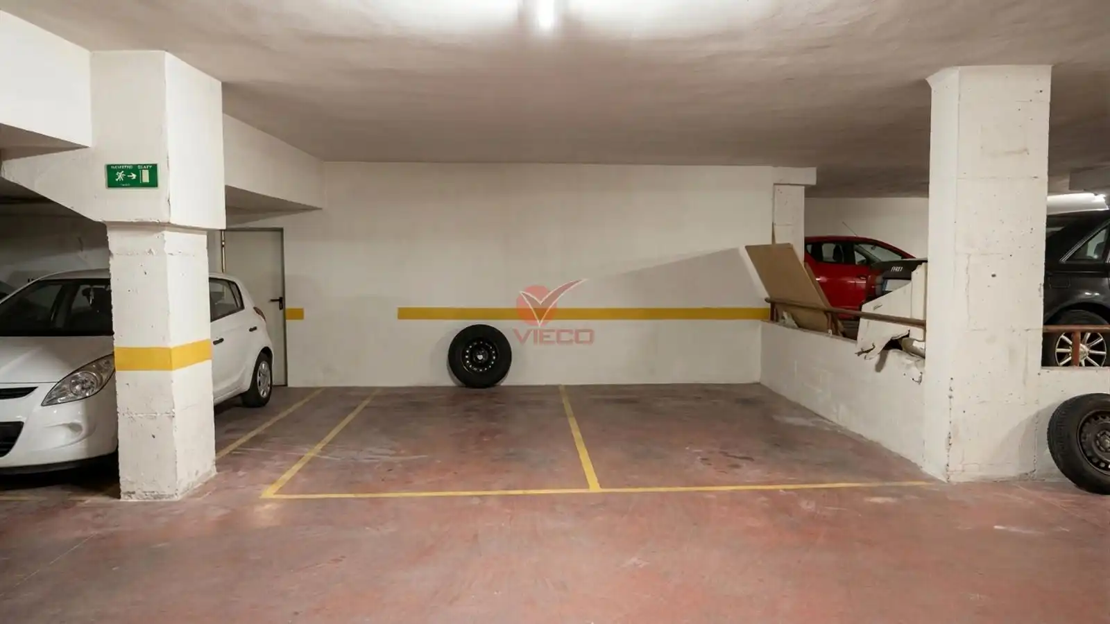 Parking de Piso en venta en Cuenca con Calefacción, Terraza y Trastero