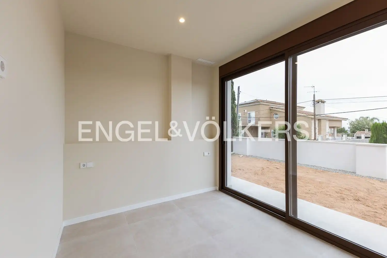Houses for sale in L'Eliana  with Air Conditioner, Heating and Private garden