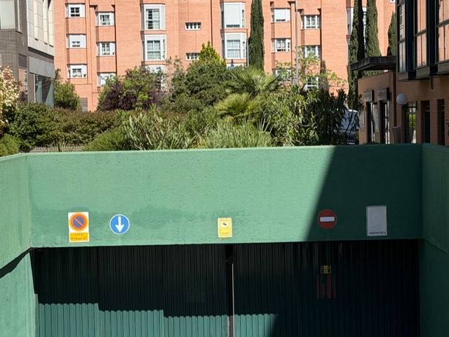 Garaje en Alquiler en Avenida de los Andes, 22 en Palomas