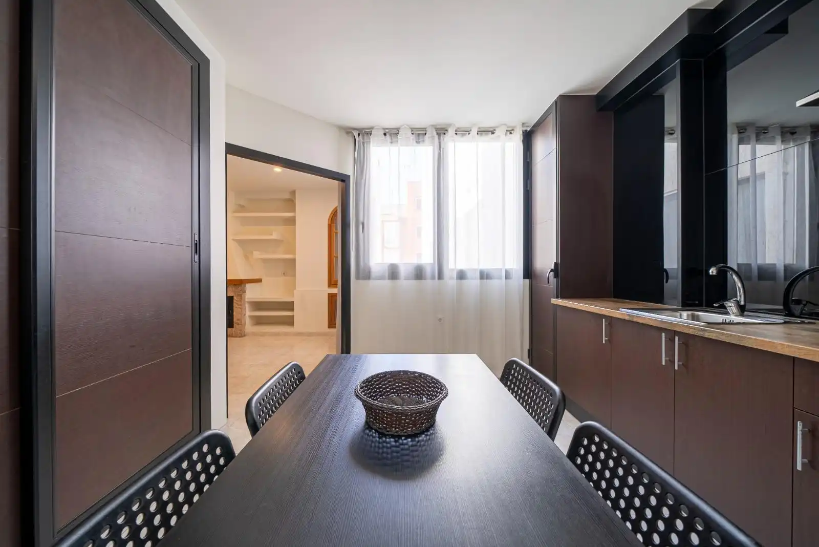 Menjador de Apartament de lloguer en Alicante / Alacant amb Aire condicionat, Calefacció i Moblat