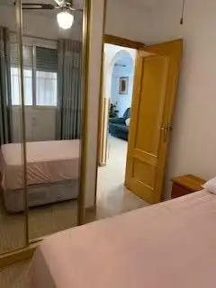Schlafzimmer von Wohnung zur Miete in Torrevieja mit Gemeinschaftspool
