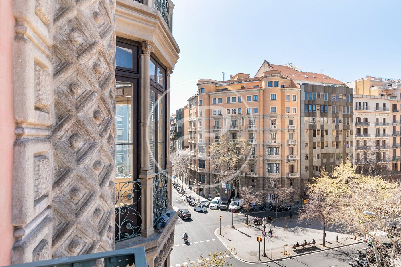Exterior view of Flat for sale in  Barcelona Capital  with Air Conditioner, Heating and Balcony