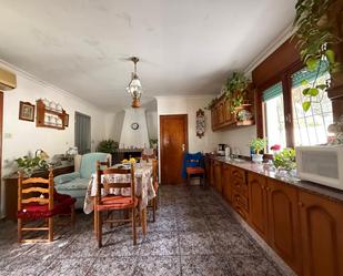 Cuina de Casa adosada en venda en San Pedro del Pinatar amb Aire condicionat, Jardí privat i Terrassa