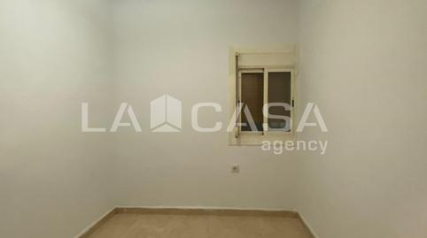 Foto 3 de Pis en venda a Santa Rosa, Santa Coloma de Gramenet