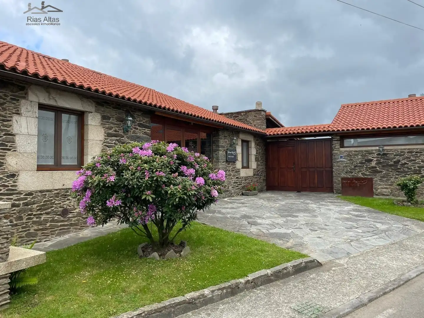 Vista exterior de Casa o chalet en venta en Ordes con Jardín privado y Trastero