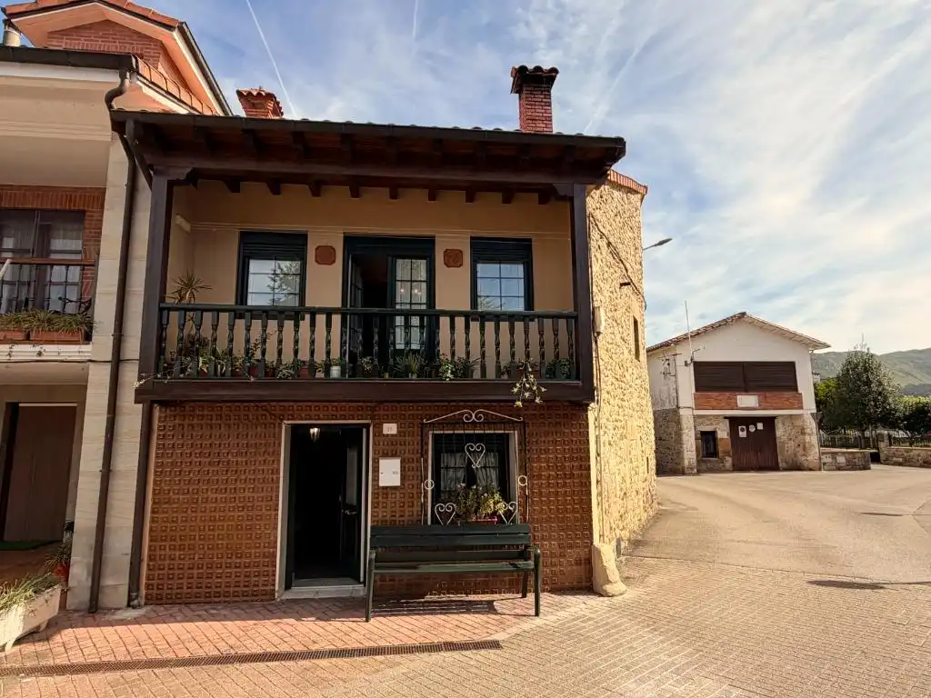 Exterior view of Houses for sale in San Felices de Buelna  with Heating, Private garden and Storage room