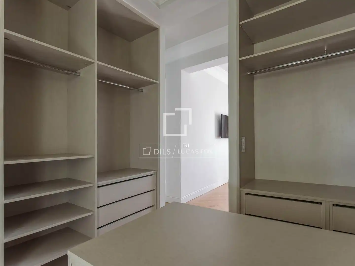 Bedroom of Attic for rent in Madrid  with Air Conditioner, Heating and Parquet flooring