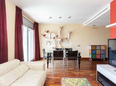 Ático con ascensor en venta en calle de Provença