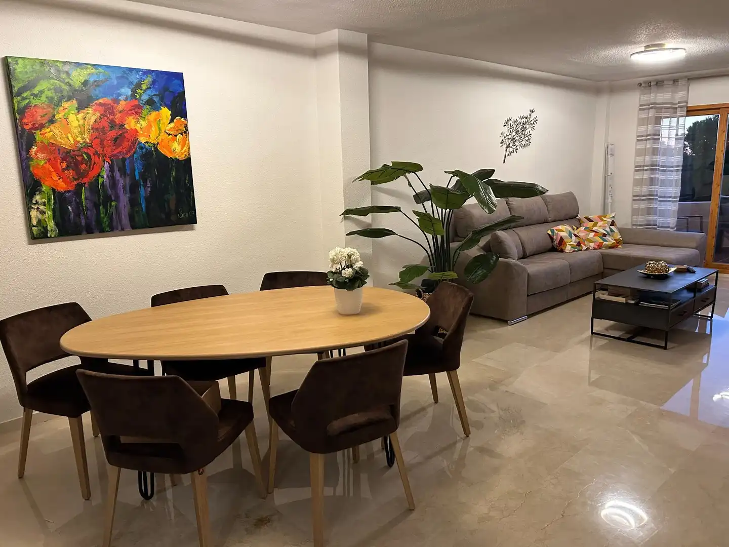 Comedor de Piso de alquiler en Altea con Aire acondicionado, Terraza y Amueblado