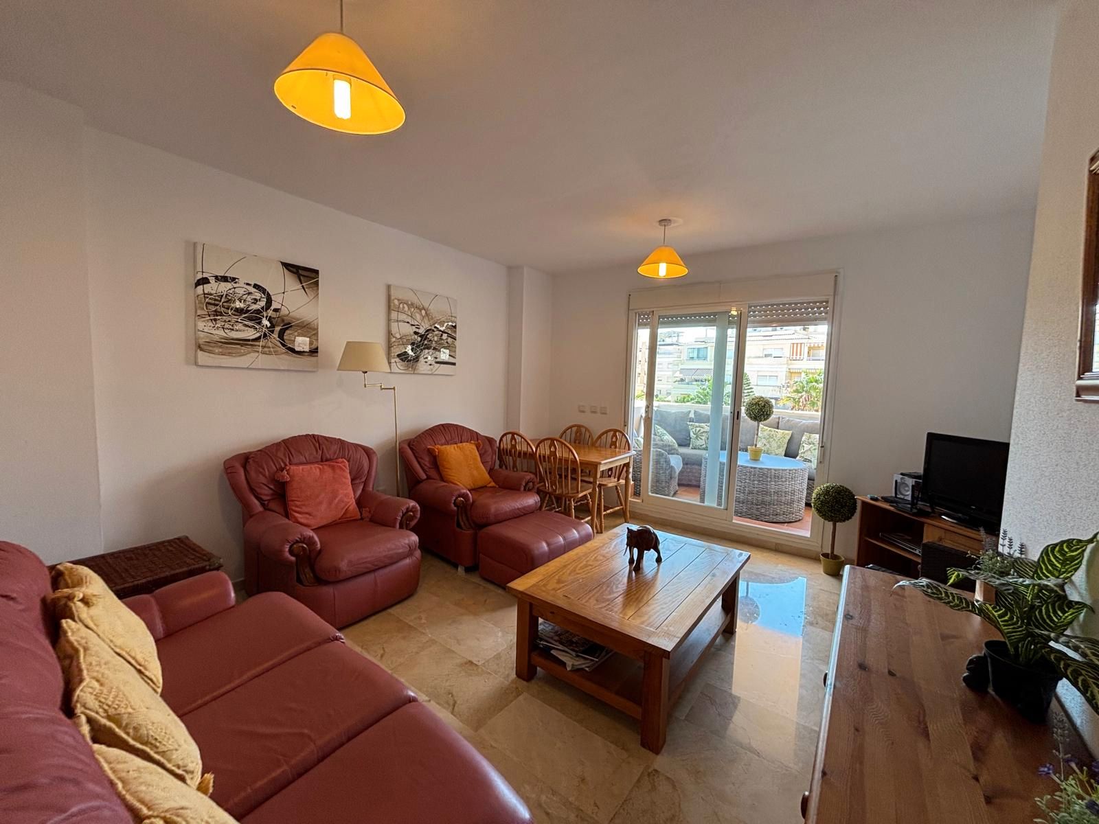 Living room of Flat for sale in Benalmádena  with Air Conditioner, Terrace and Furnished