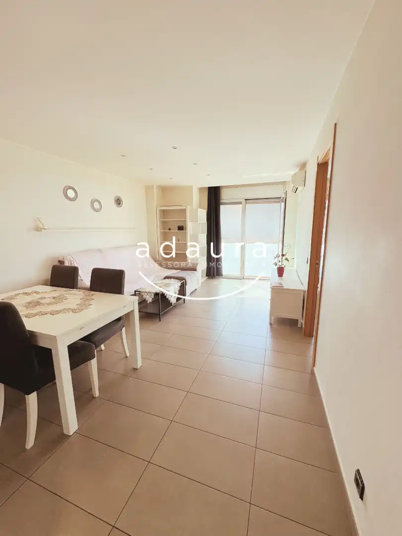 Piso en venta en Camí Ral de la Mercè, 511, Centre