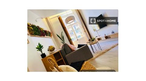 Photo 2 of Study to share in El Botànic,  Valencia Capital