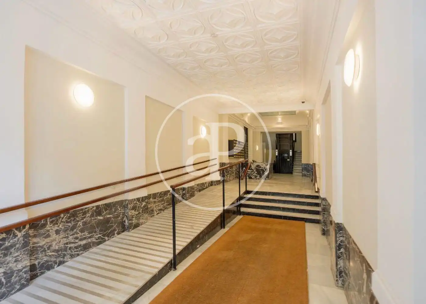 Flat for sale in Madrid  with Air Conditioner, Heating and Storage room