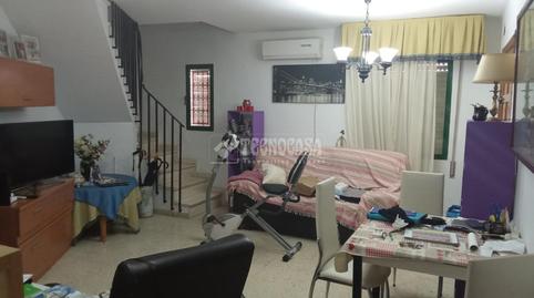 Foto 4 de Casa adosada en venta en Castilleja de la Cuesta, Sevilla