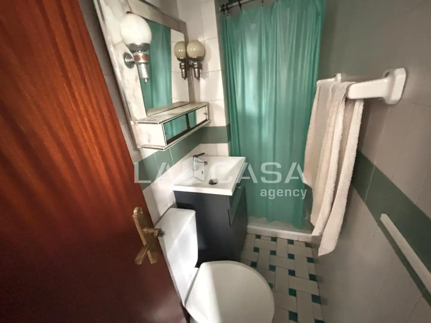 Baño de Planta baja en venta en Algeciras con Jardín privado y Terraza