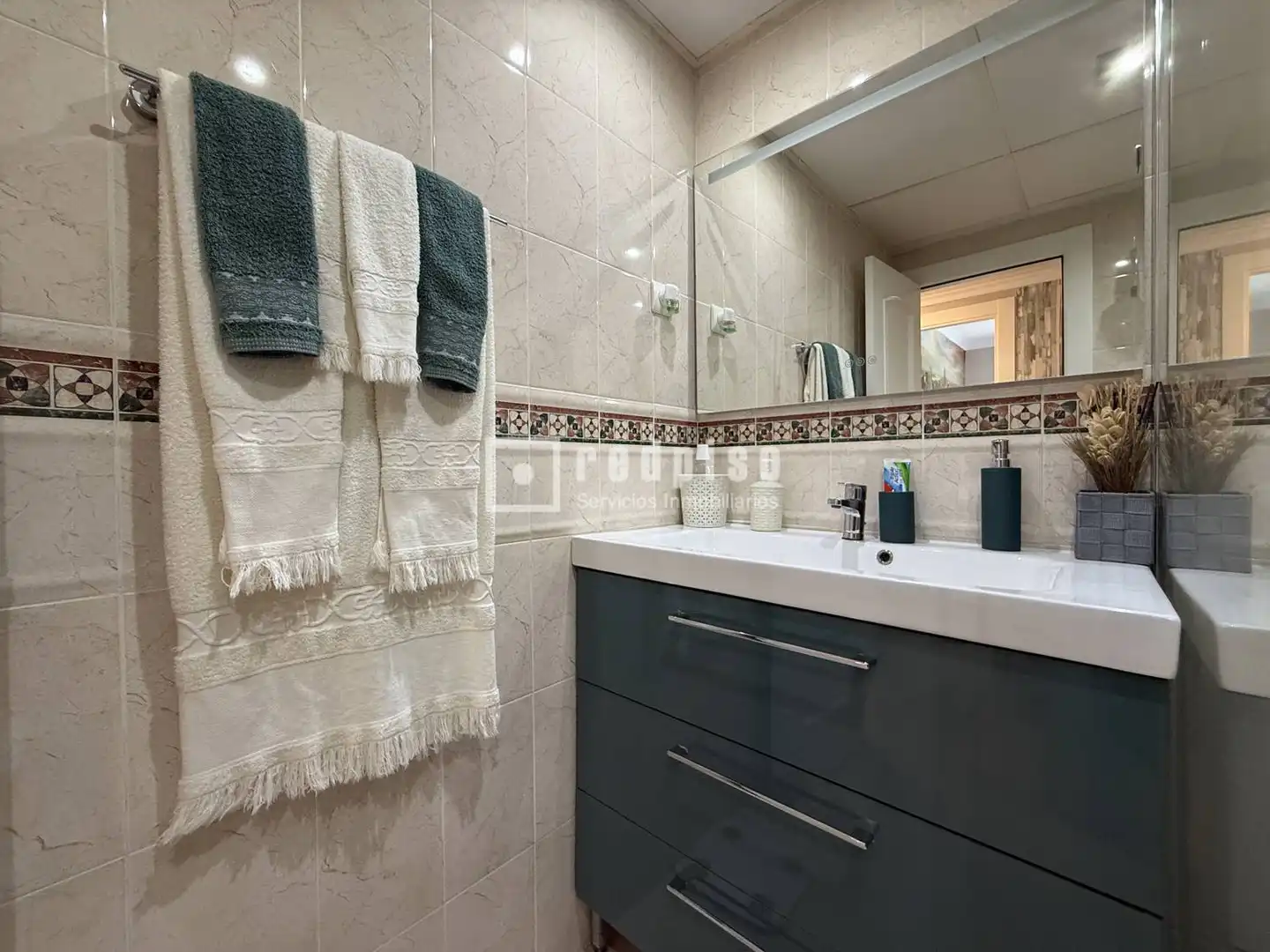 Baño de Piso en venta en Málaga con Aire acondicionado, Calefacción y Jardín privado