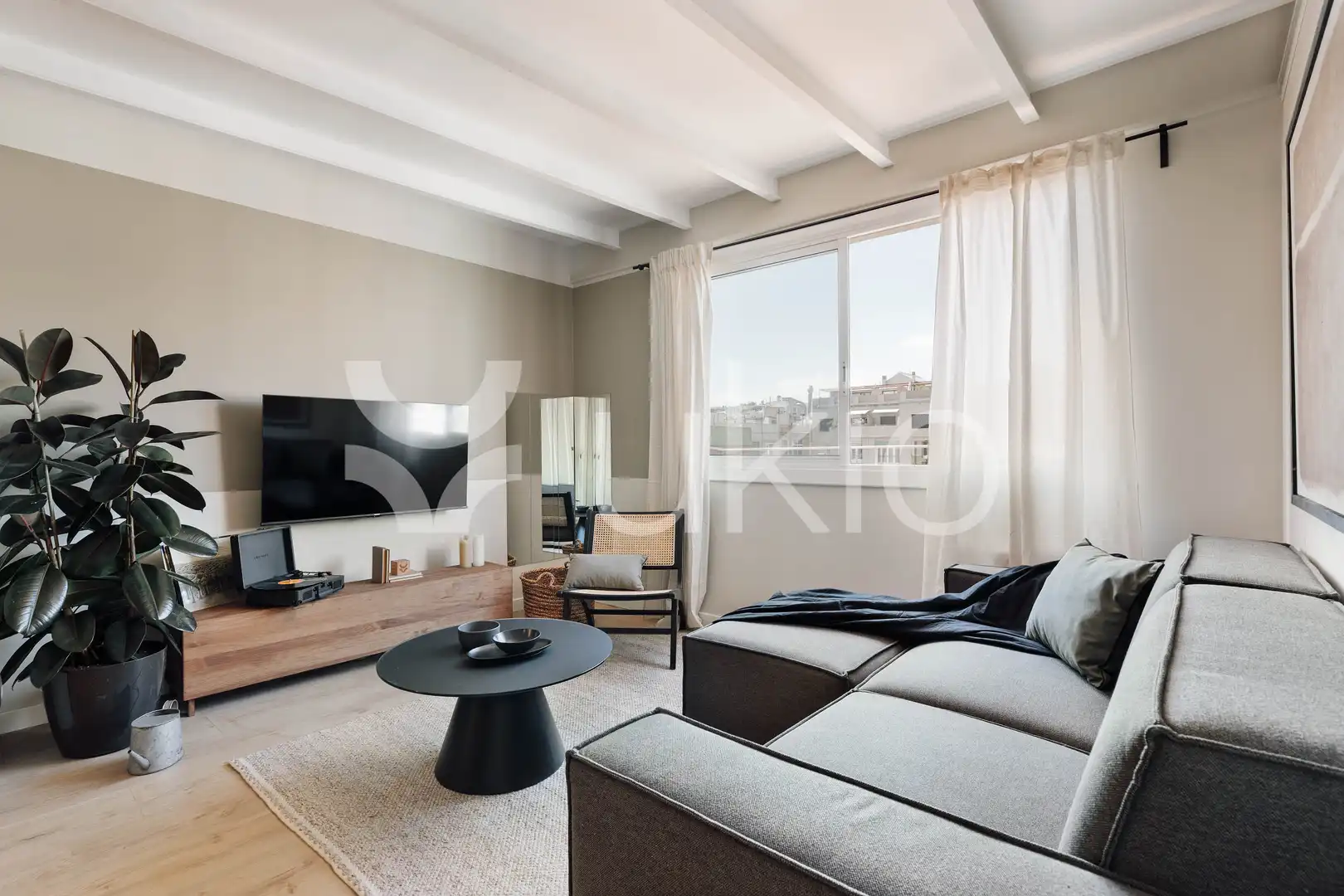 Apartamento con ascensor en alquiler en Carrer de València, imagen 4