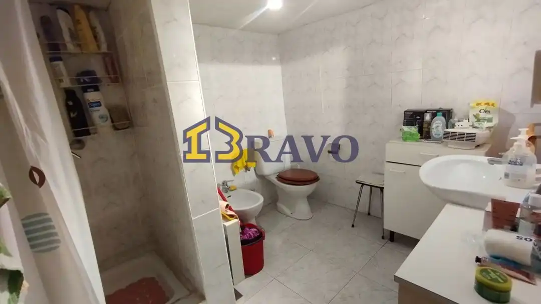 Bany de Casa o xalet en venda en Valle de Losa amb Jardí privat i Terrassa
