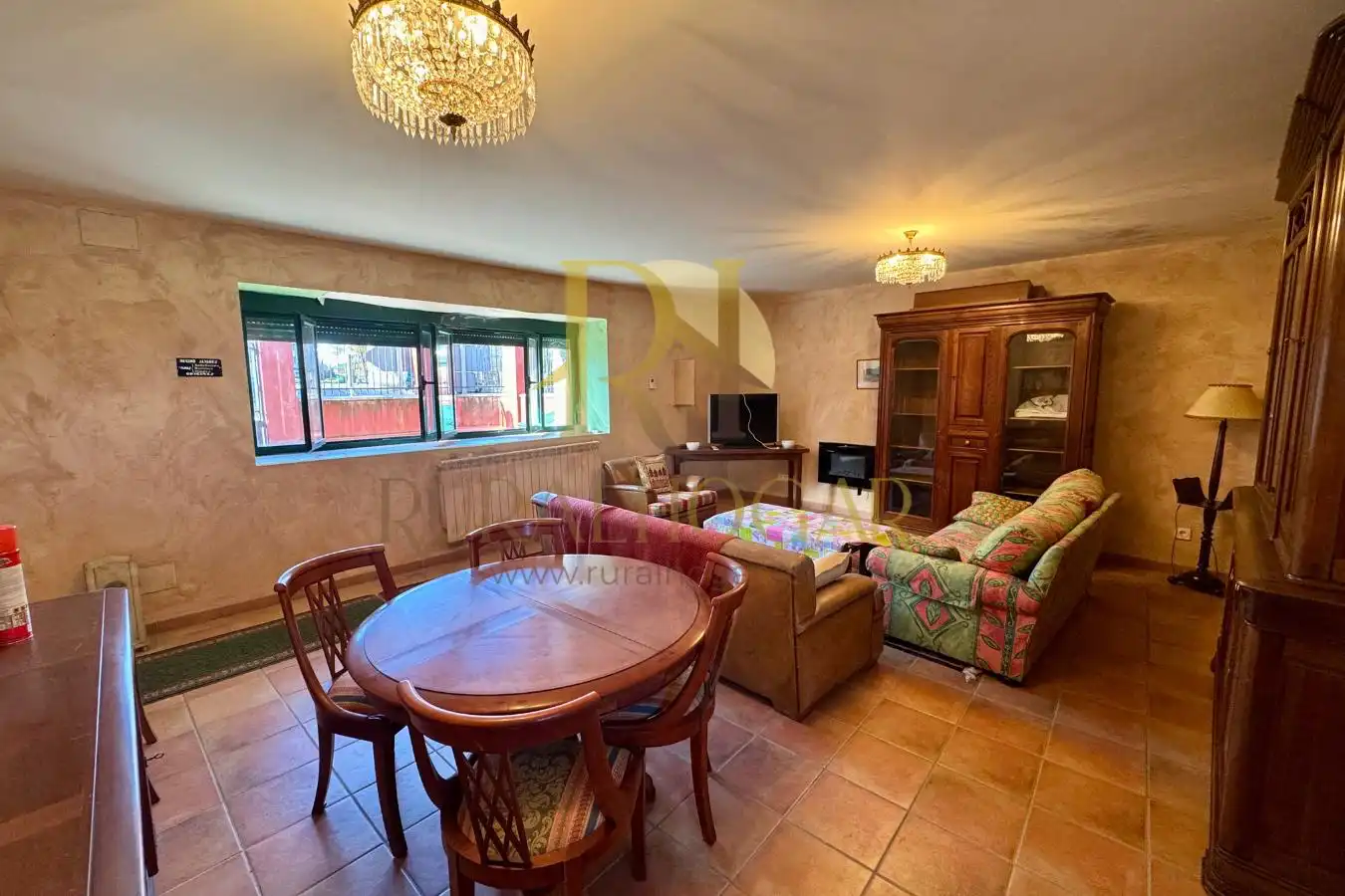 Detached homes for sale in Carretera Bayos, 1, Cabrillanes