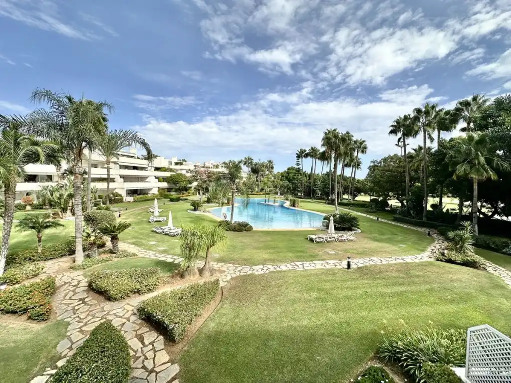 Appartement compact avec piscine à vendre à Nueva Andalucía, imagen 39