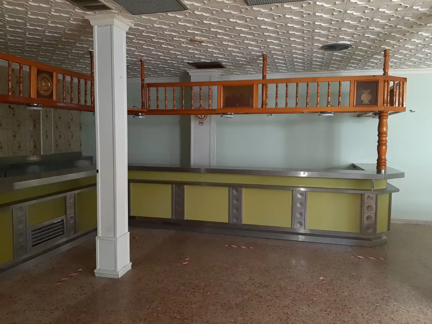 Business premises for sale in Calle Iglesia 24, imagen 2