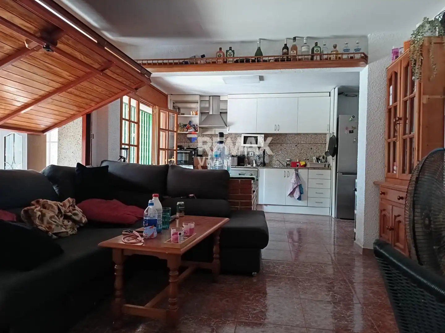 Sala d'estar de Casa o xalet en venda en Cunit amb Calefacció