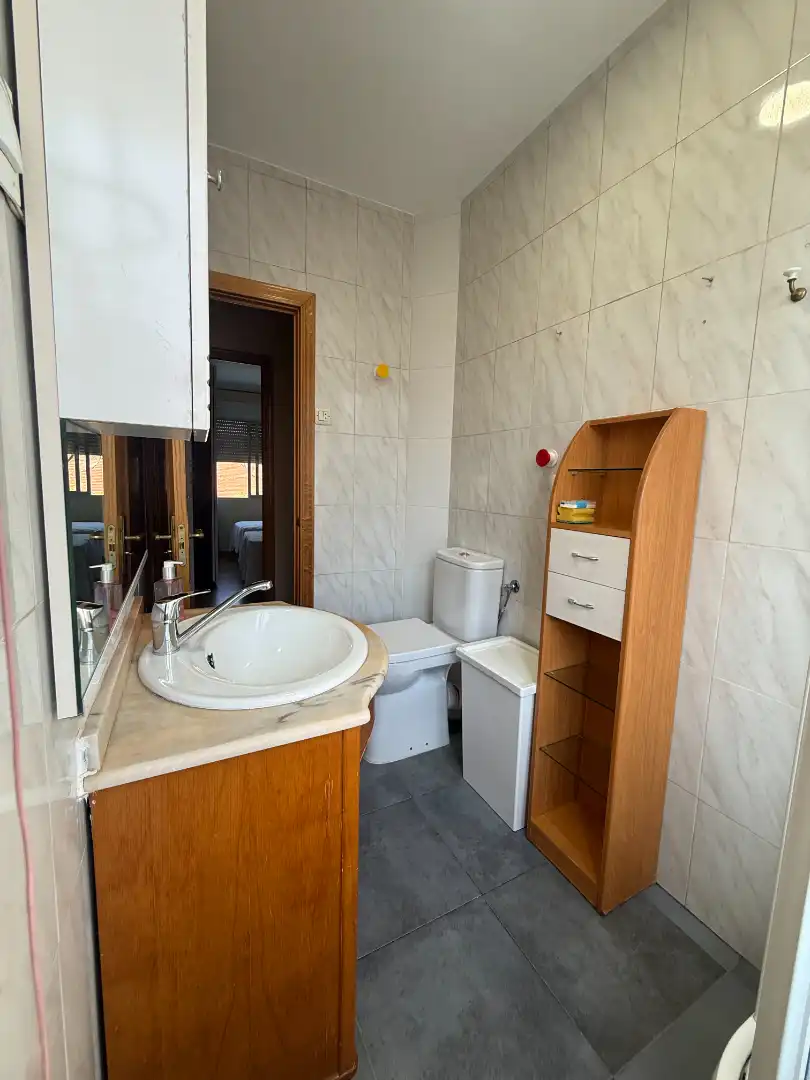 Piso en venta en Calle del Puerto de Alsasua, Palomeras Bajas