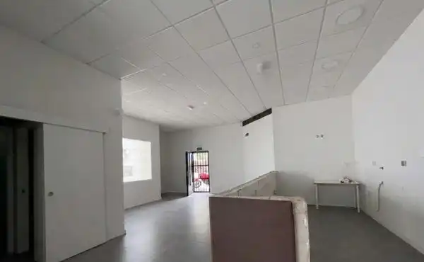 Local comercial en venta en Calle del Rey, imagen 4