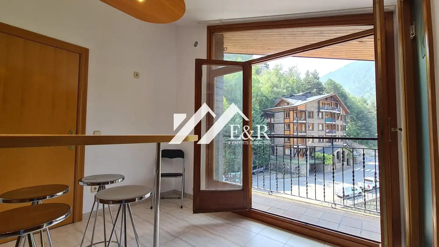 Terraza de Piso en venta en La Massana con Terraza y Amueblado