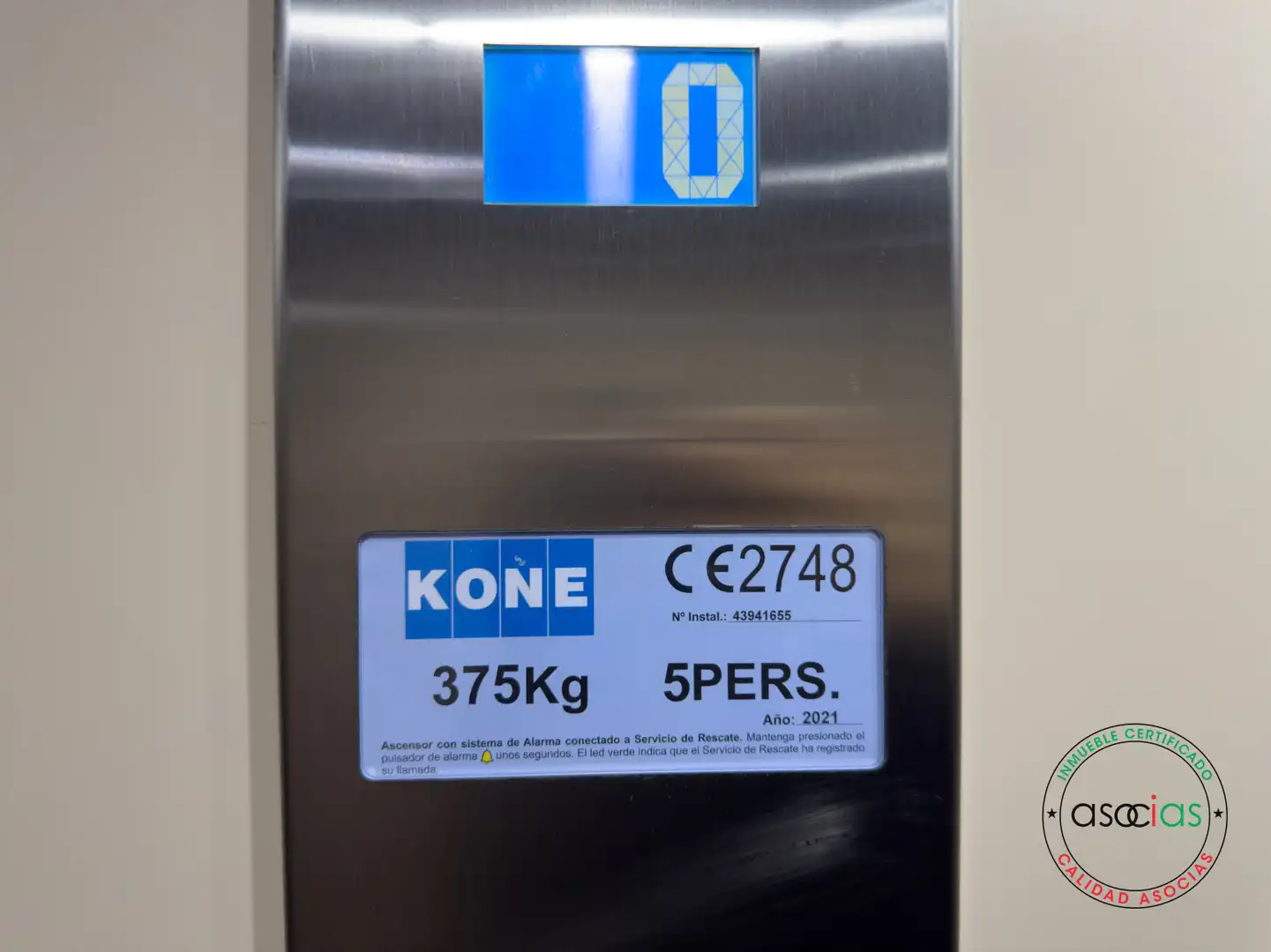 Parking de Piso en venta en Gijón  con Parquet y Terraza