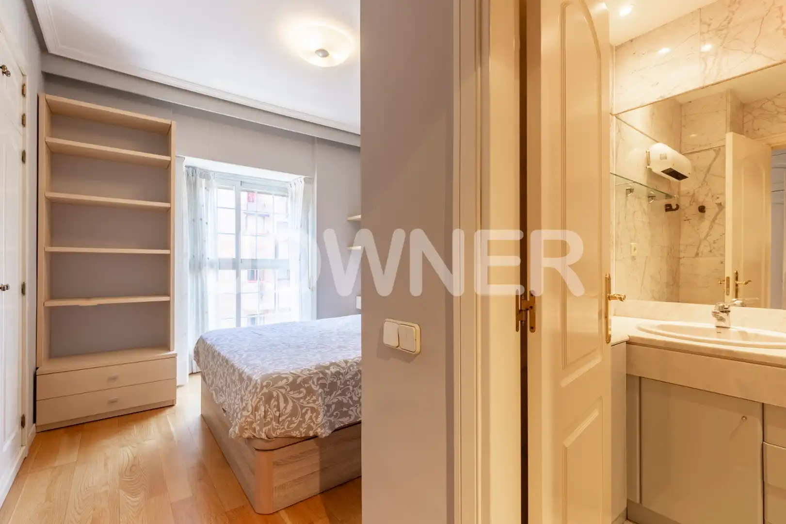 Bedroom of Flat for sale in Madrid  with Air Conditioner, Storage room and Oven