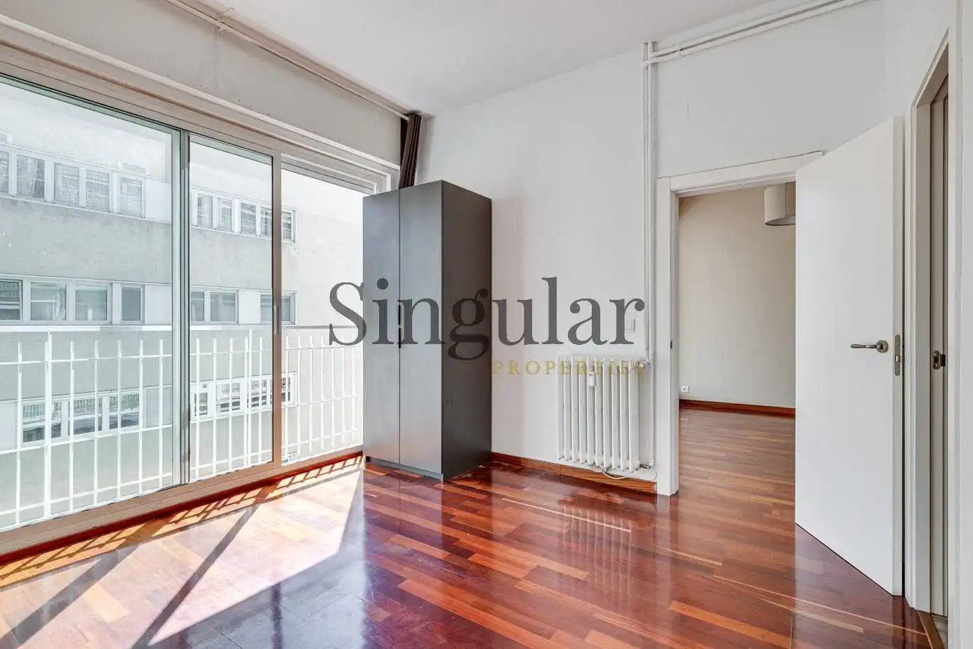 Habitación de Piso en venta en Barcelona con Aire acondicionado y Calefacción