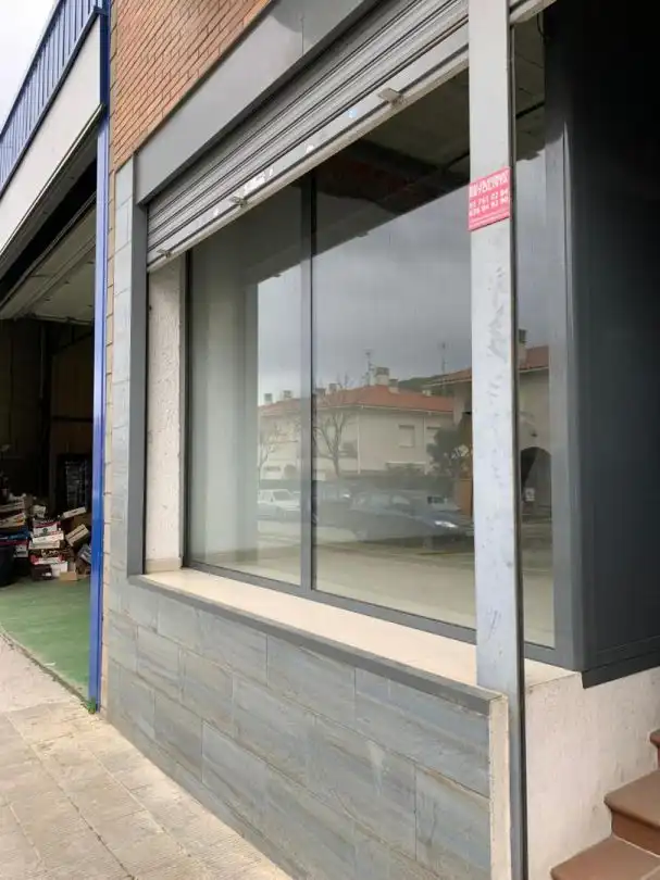 Local commercial à louer à Sant Celoni, imagen 4