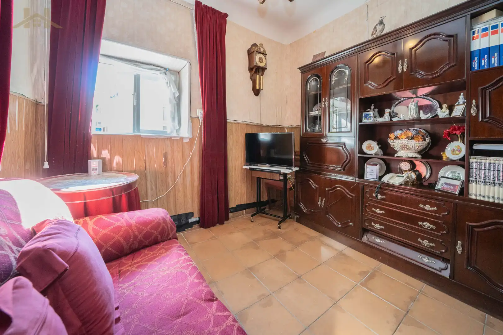 Dormitori de Casa adosada en venda en El Escorial amb Calefacció, Jardí privat i Terrassa