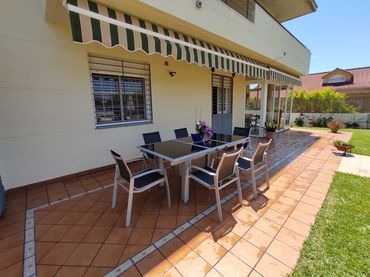 Chalet con piscina en venta en Norte-Sierra