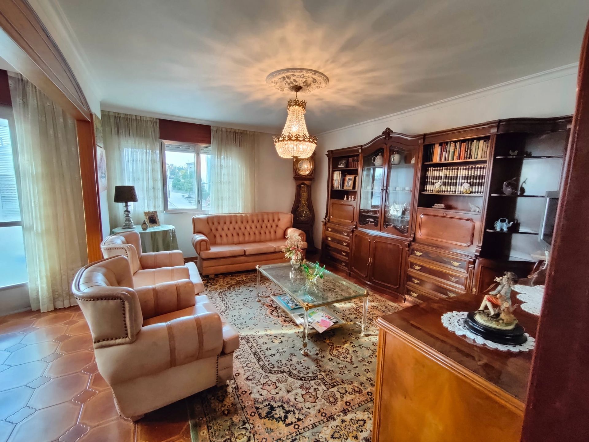 Wohnzimmer von Wohnung zum verkauf in O Pino  mit Abstellraum, Möbliert und Balkon