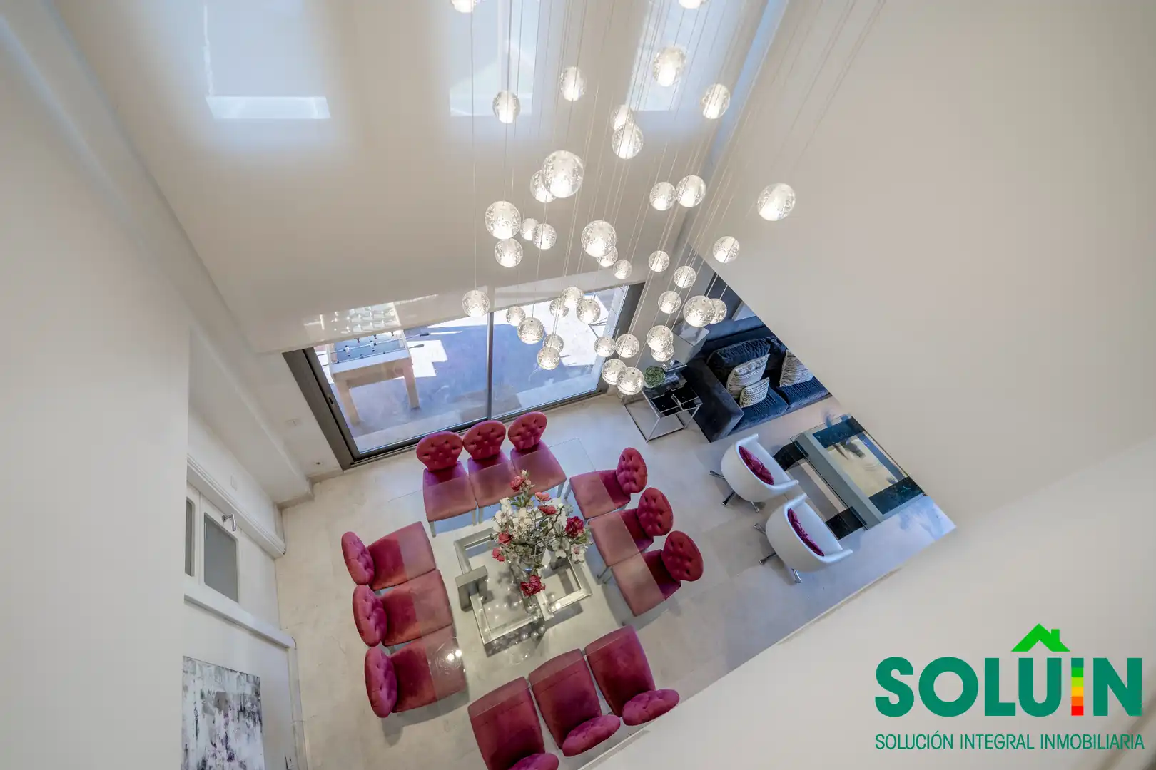 Living room of Houses for sale in Pozuelo de Alarcón  with Air Conditioner, Heating and Private garden