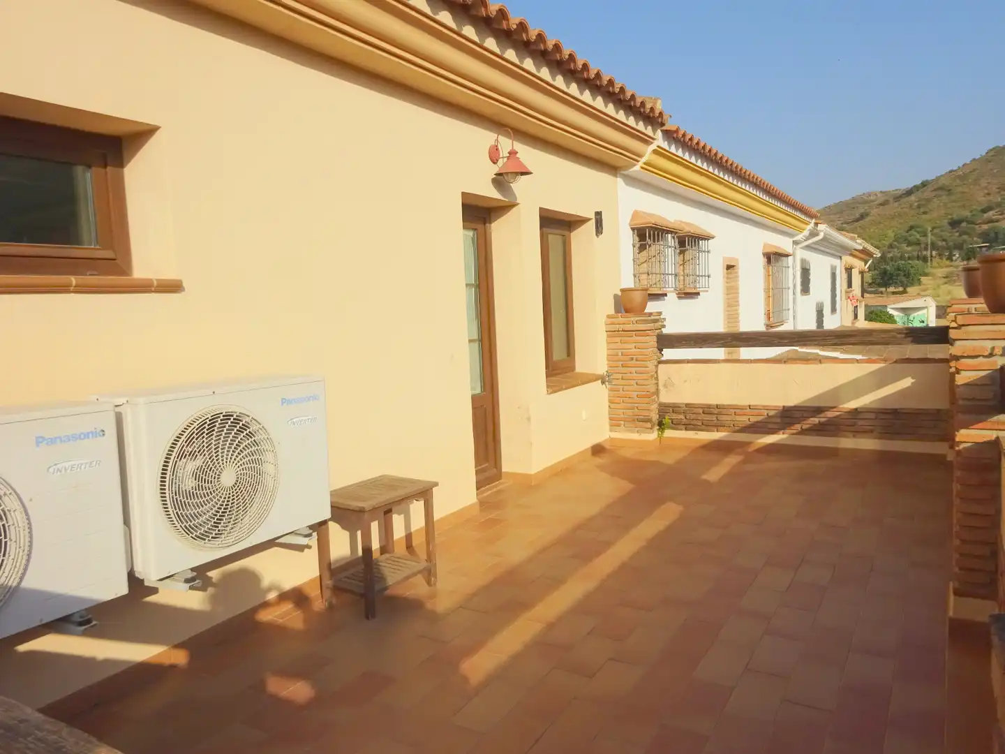 Terrassa de Casa adosada en venda en Alhaurín de la Torre amb Aire condicionat, Jardí privat i Terrassa